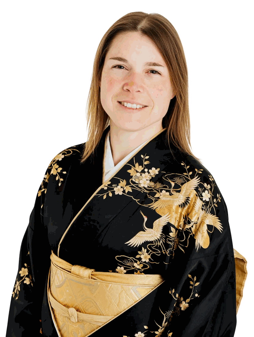 Yvonne im Kimono — Falten mit Yvonne